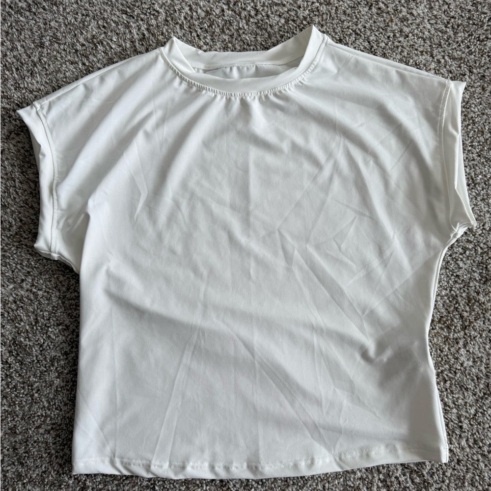 SHEIN Classic White Short Sleeve Tee